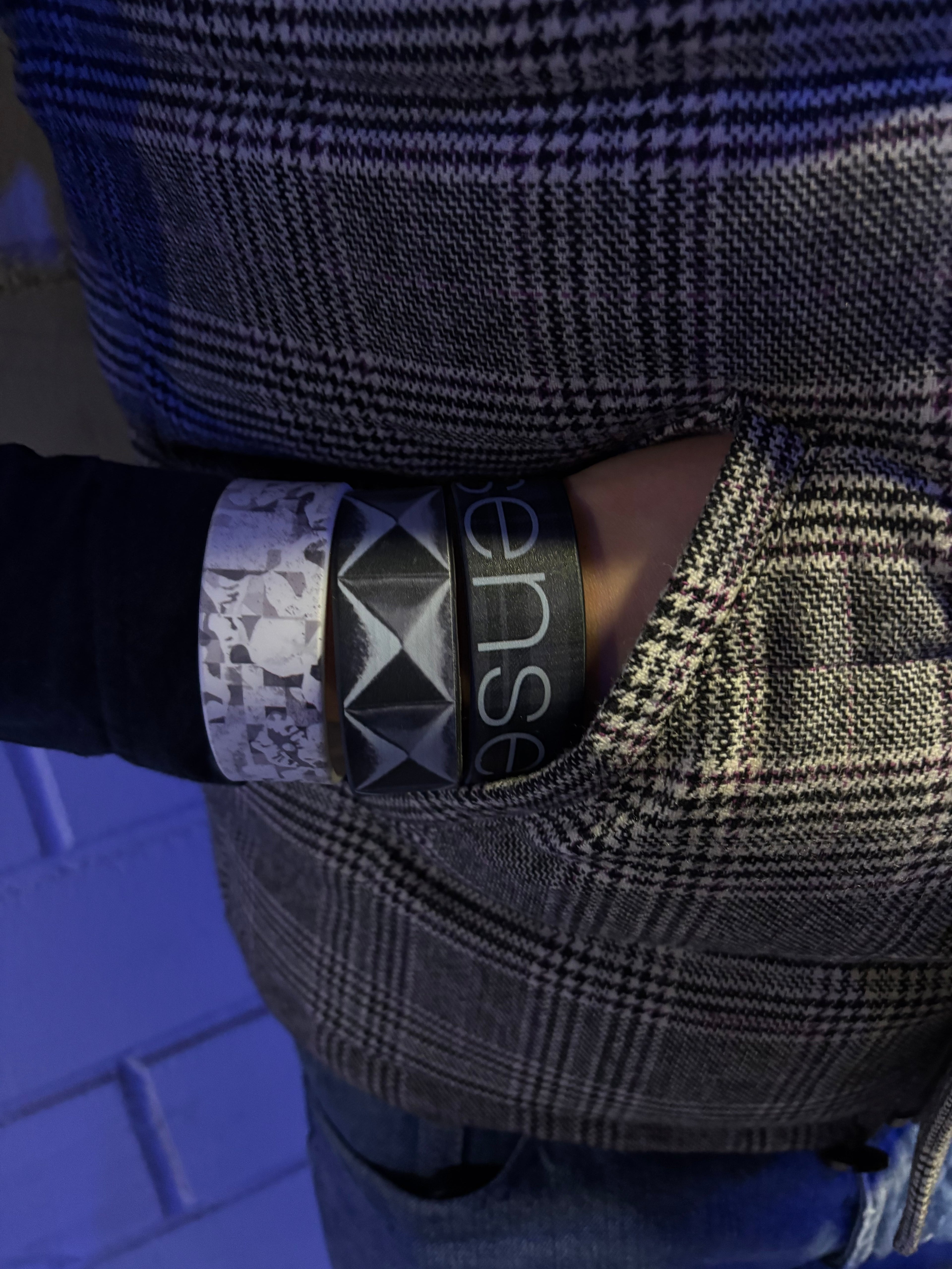 nonsense wristbands set